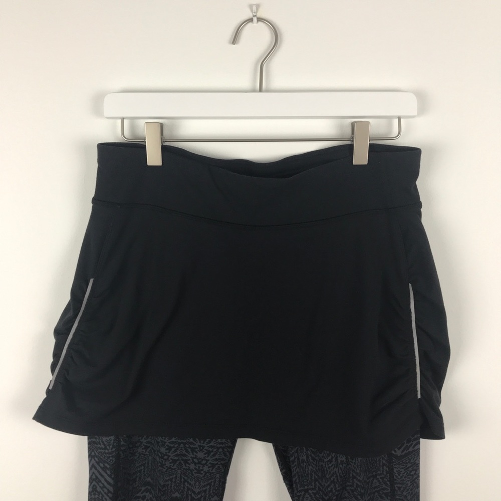 SOLD | Black Skirted Geometric Printed Leggings - Picture 2 of 7